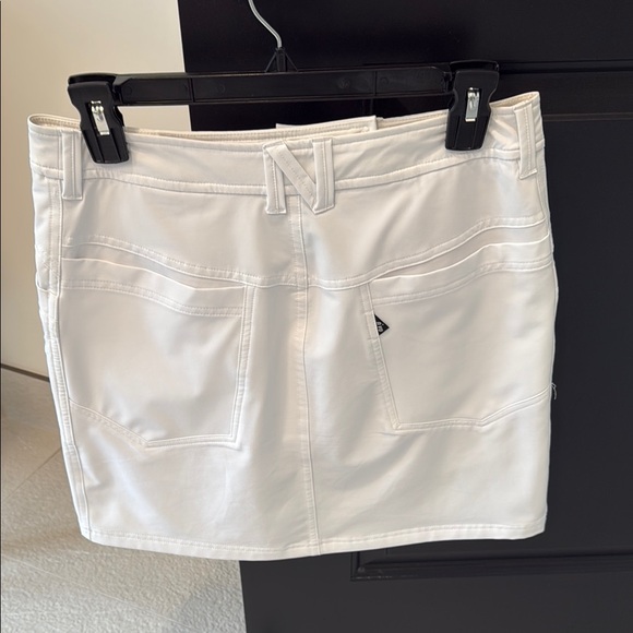 White Denim Mini golf Skort - Picture 2 of 9